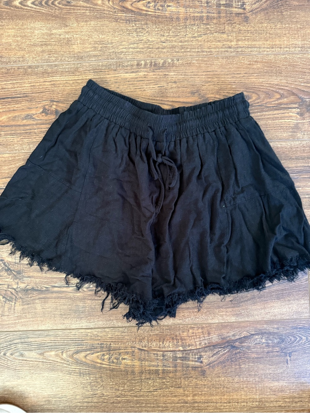 Umgee Black High-Waist Frayed Hem Shorts